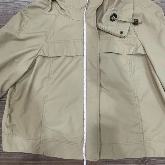 New Directions Khaki lightweight jacket. Size XL - Picture 11 of 16